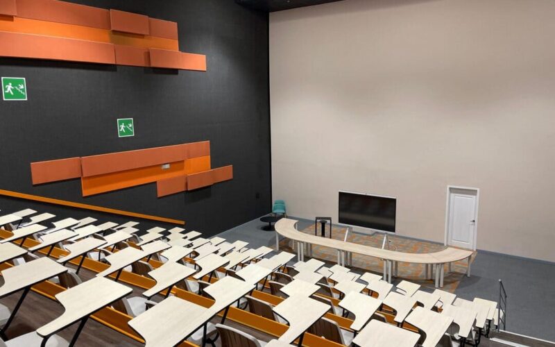 ¿Por qué elegir Learning Vila para alquilar una sala de eventos?